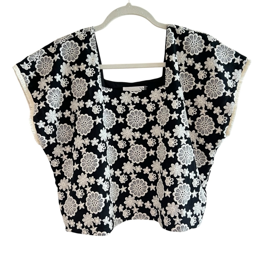 Tuckernuck Hyacinth House Black & Ivory Eyelet Vivienne Blouse Crop Top Size S